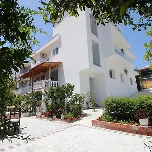 Guest house Ori, Ksamil